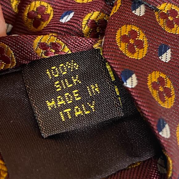 Louis Vuitton LV Silk Classic Necktie Designer Luxury Maroon Gold Pattern Tie  - Picture 5 of 7